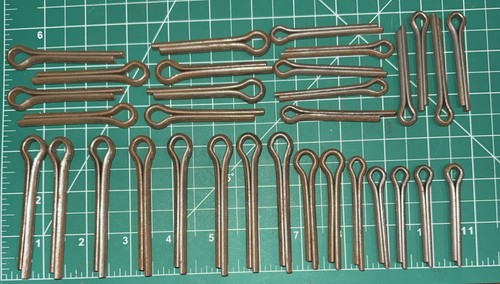 Vintage lot cotter pins - lot,